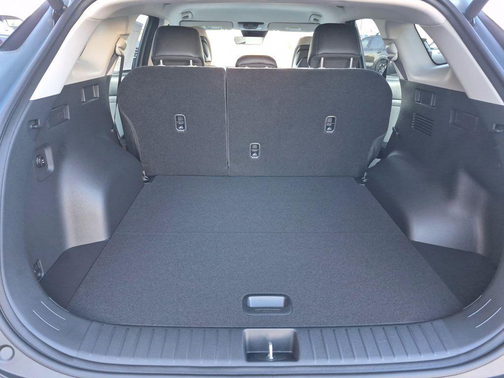 new 2026 Kia Sportage Hybrid car, priced at $34,084