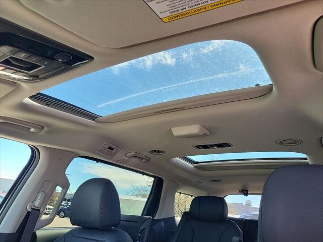 new 2025 Kia Carnival car, priced at $50,178