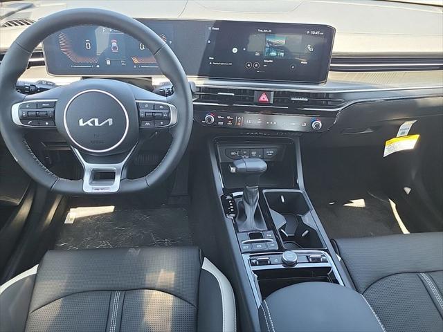 new 2025 Kia K5 car, priced at $30,753