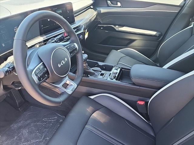 new 2025 Kia K5 car, priced at $30,753