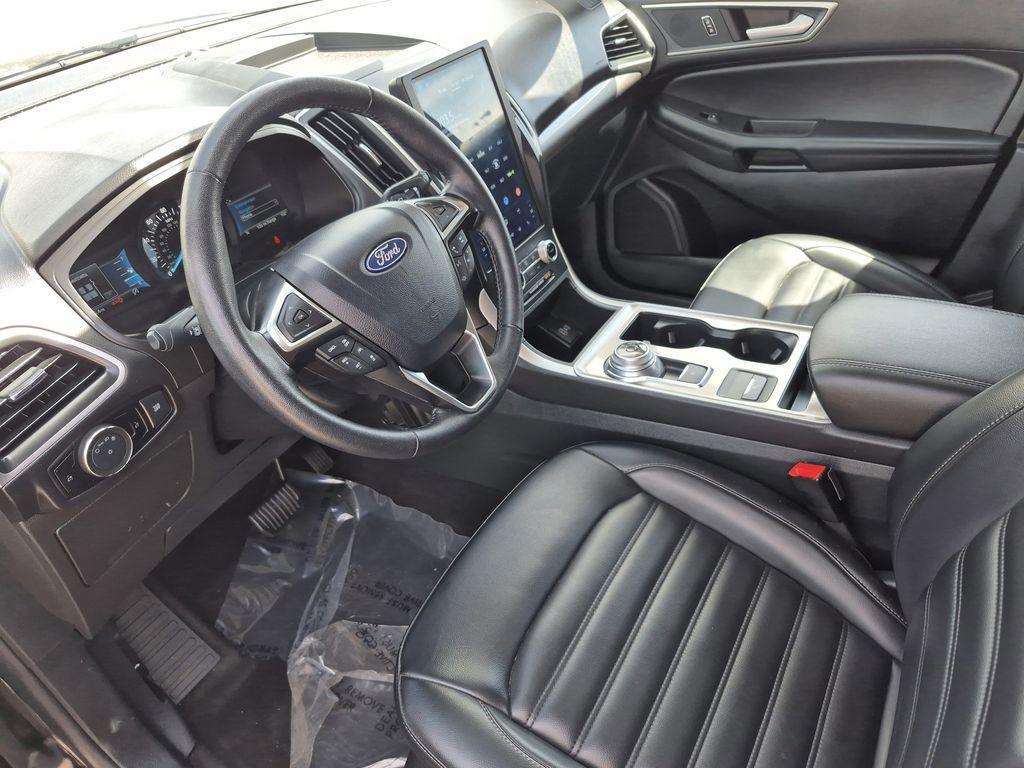 used 2024 Ford Edge car, priced at $25,998
