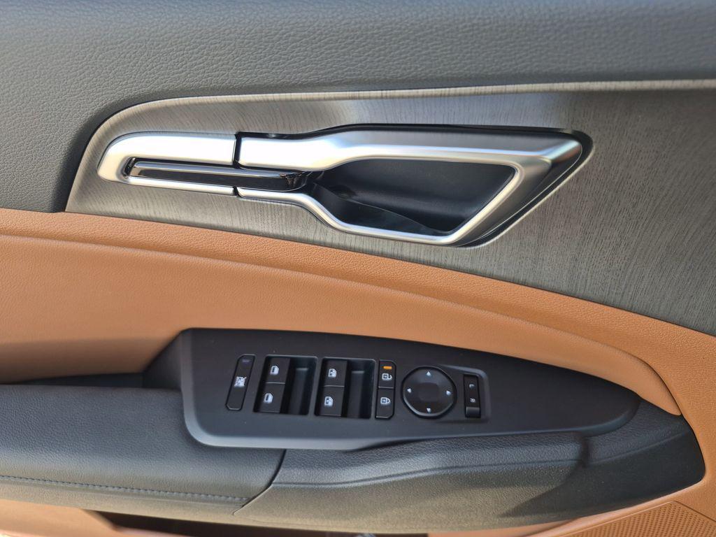 new 2026 Kia Sportage car, priced at $38,199