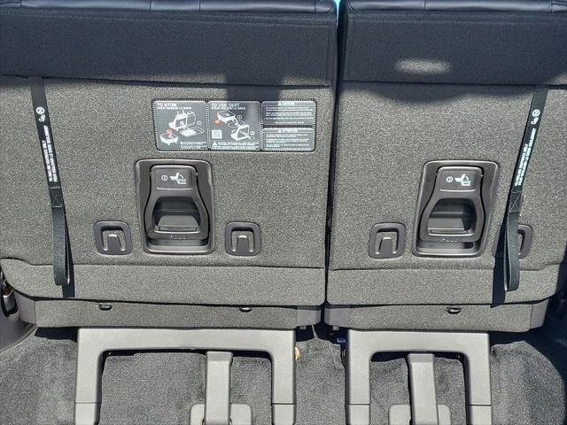 new 2025 Kia Carnival Hybrid car, priced at $39,468