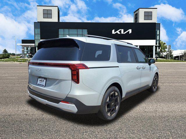 new 2025 Kia Carnival car, priced at $42,293