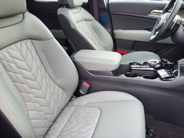new 2025 Kia Sportage car, priced at $46,029