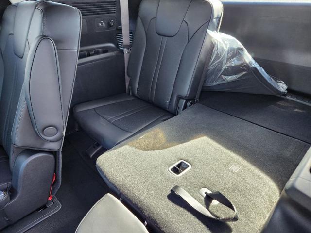 used 2024 Kia Sorento Hybrid car, priced at $37,000