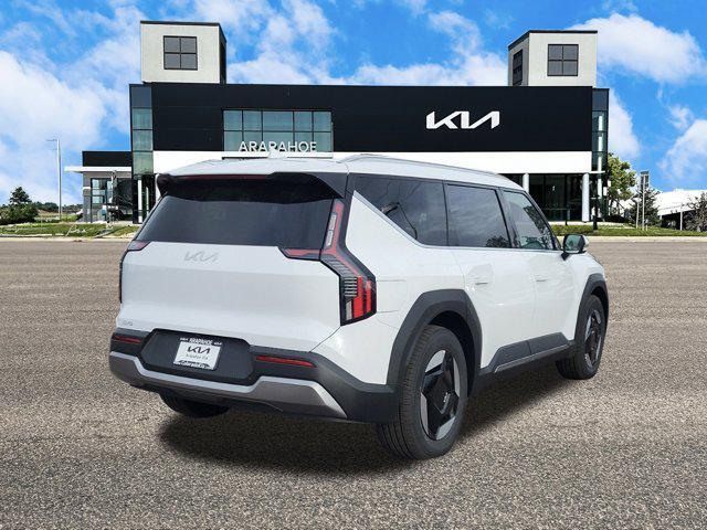 new 2025 Kia EV9 car, priced at $60,069