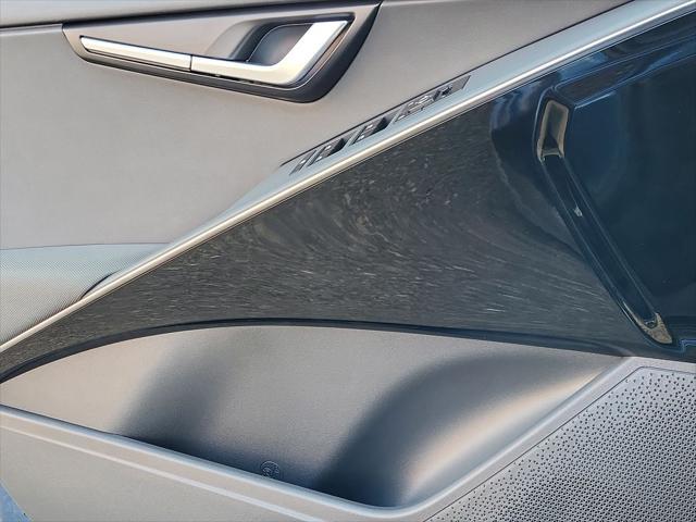 new 2025 Kia Niro car, priced at $30,659