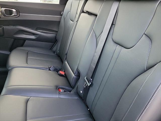 new 2025 Kia Sorento car, priced at $36,827