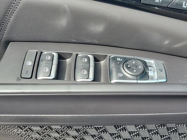 new 2025 Kia Carnival car, priced at $49,083
