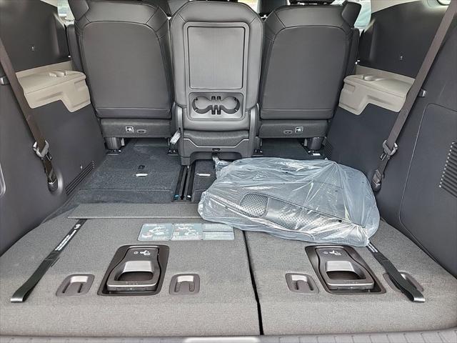 new 2025 Kia Carnival car, priced at $37,246