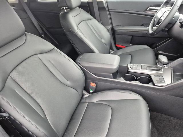 new 2026 Kia Sportage car, priced at $35,679