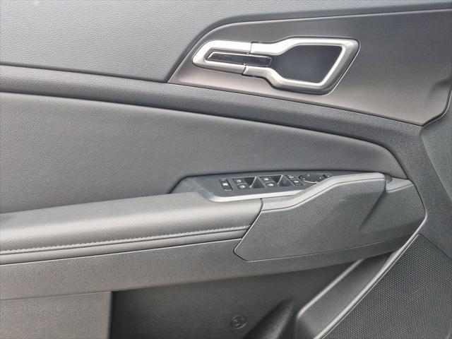 new 2026 Kia Sportage car, priced at $35,679
