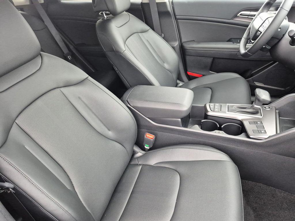 new 2026 Kia Sportage car, priced at $33,056