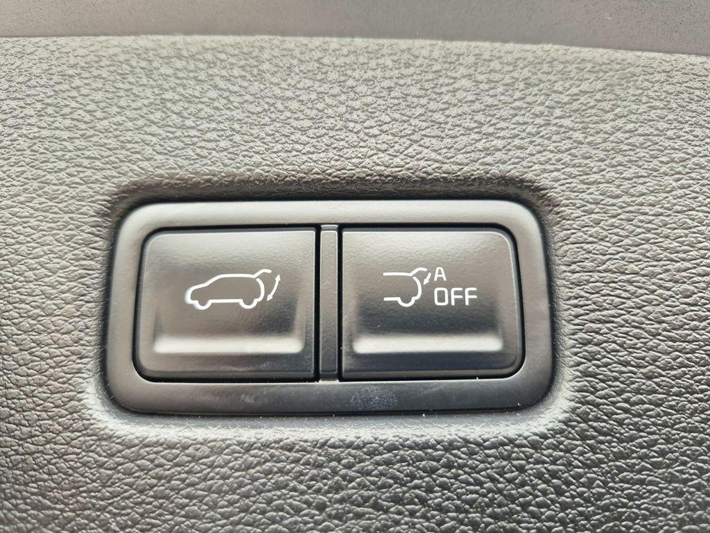 used 2024 Kia Telluride car, priced at $39,000