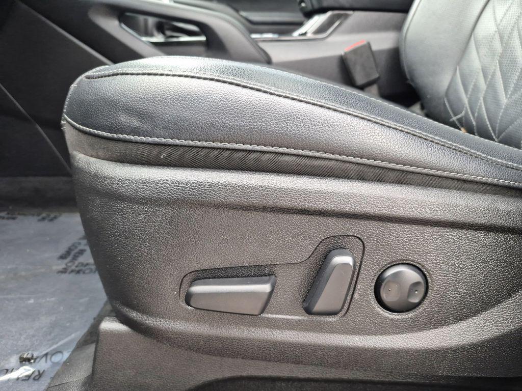 used 2024 Kia Telluride car, priced at $39,000