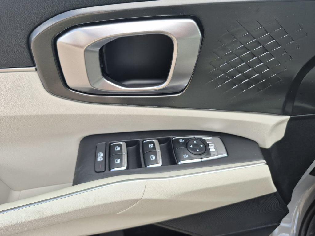 new 2025 Kia Sorento car, priced at $36,905