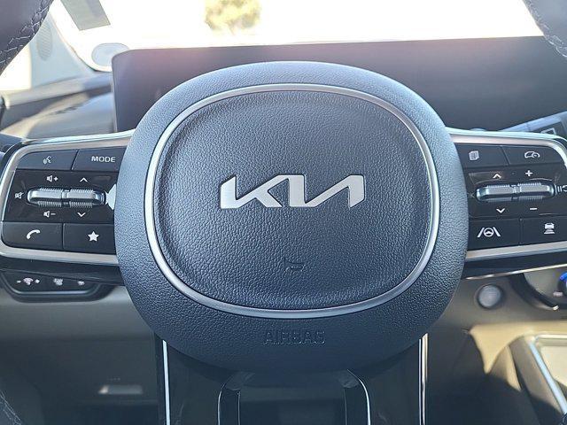 new 2025 Kia Carnival car, priced at $49,052