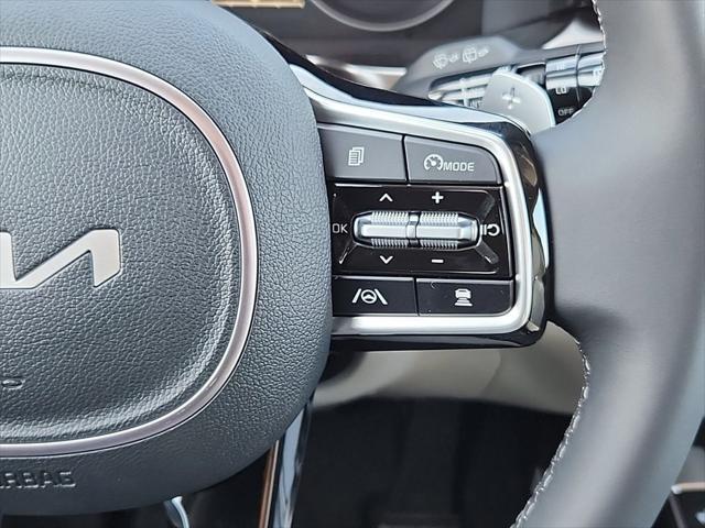 used 2024 Kia Sorento Hybrid car, priced at $38,000
