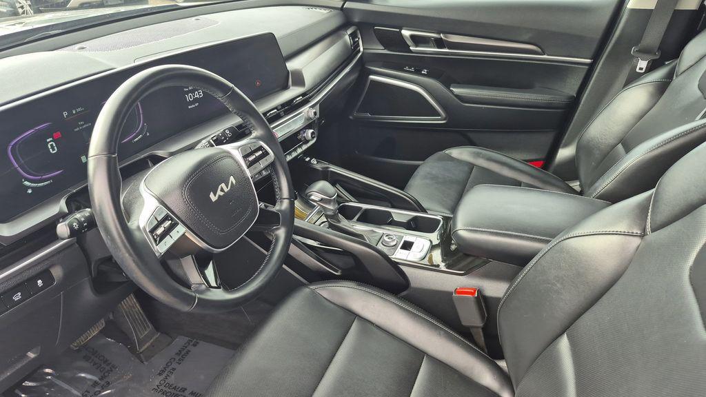 used 2025 Kia Telluride car, priced at $39,000