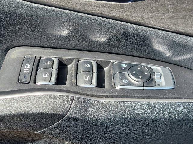 new 2025 Kia Sorento car, priced at $39,048
