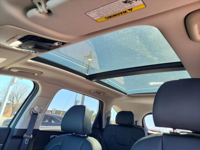 new 2025 Kia Sorento car, priced at $39,548