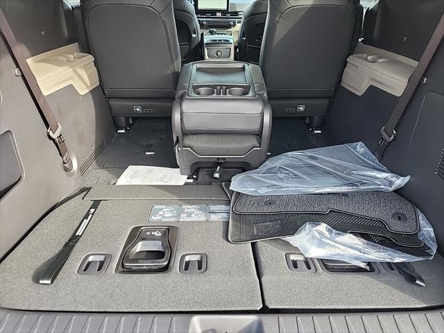 new 2025 Kia Carnival car, priced at $38,451
