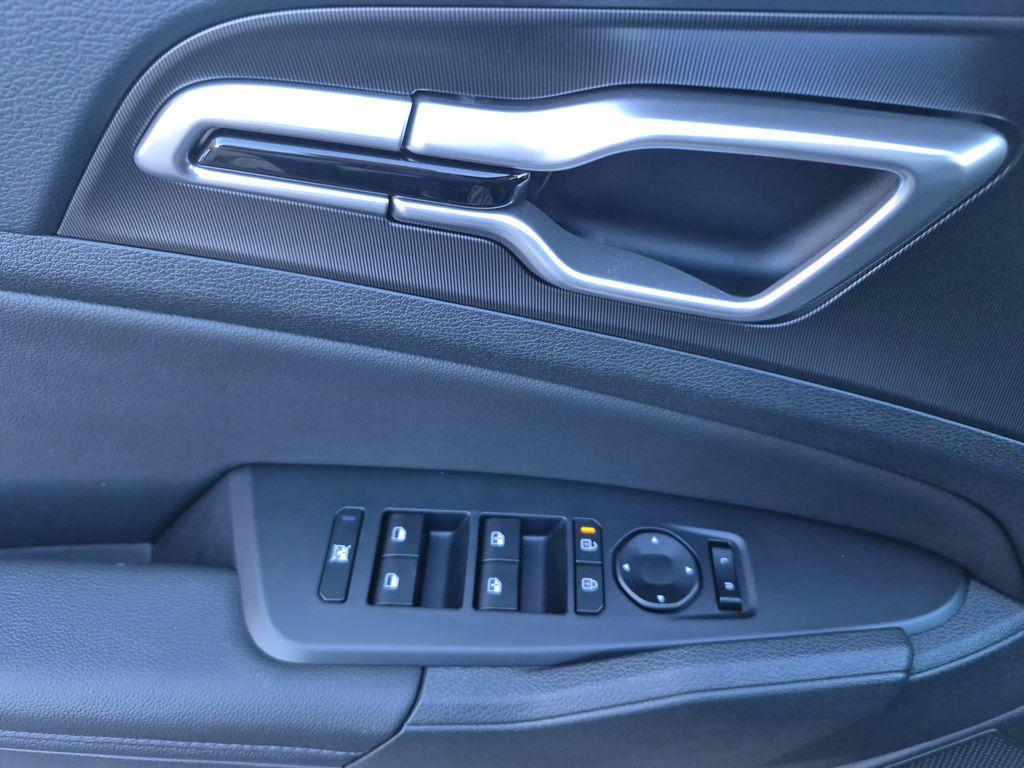 new 2026 Kia Sportage car, priced at $33,754