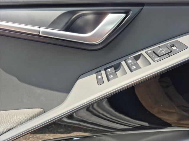 new 2025 Kia Niro EV car, priced at $30,503