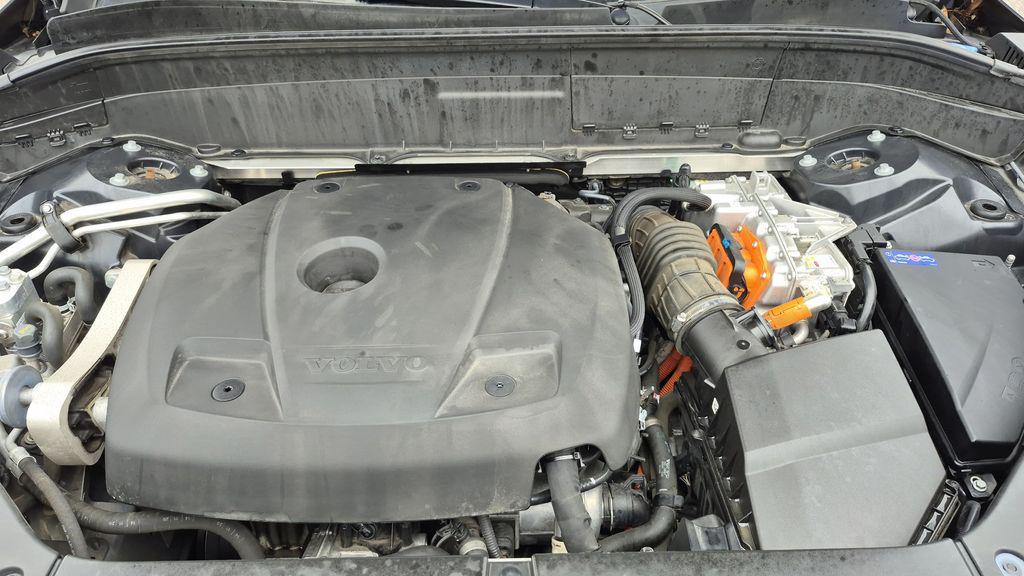 used 2021 Volvo XC90 Recharge Plug-In Hybrid car, priced at $28,887