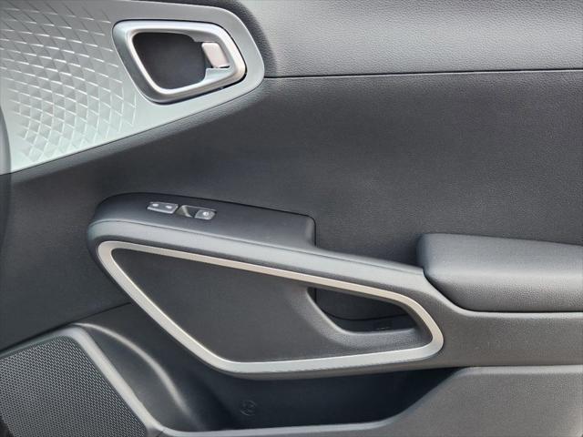 new 2025 Kia Soul car, priced at $21,353