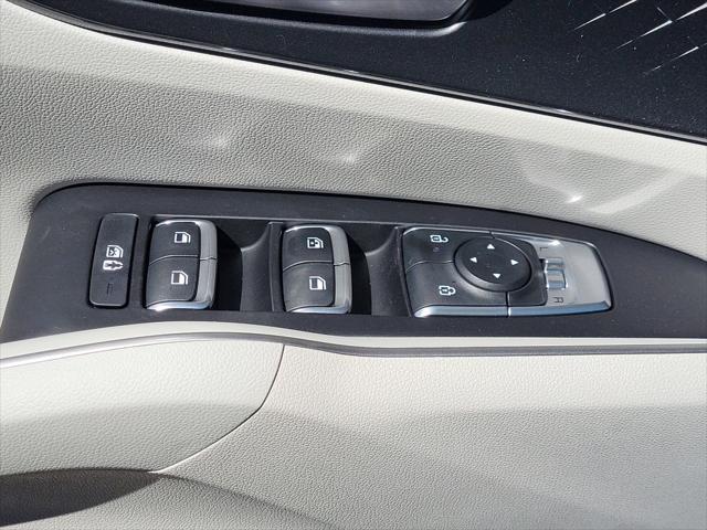 new 2025 Kia Sorento car, priced at $37,928