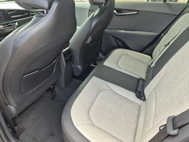 new 2025 Kia Niro car, priced at $33,186