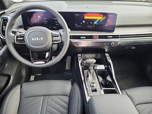 new 2025 Kia Sorento car, priced at $43,665
