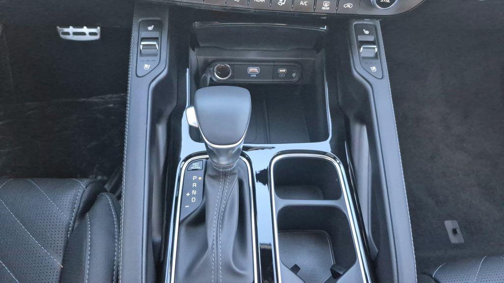 new 2025 Kia Telluride car, priced at $47,740