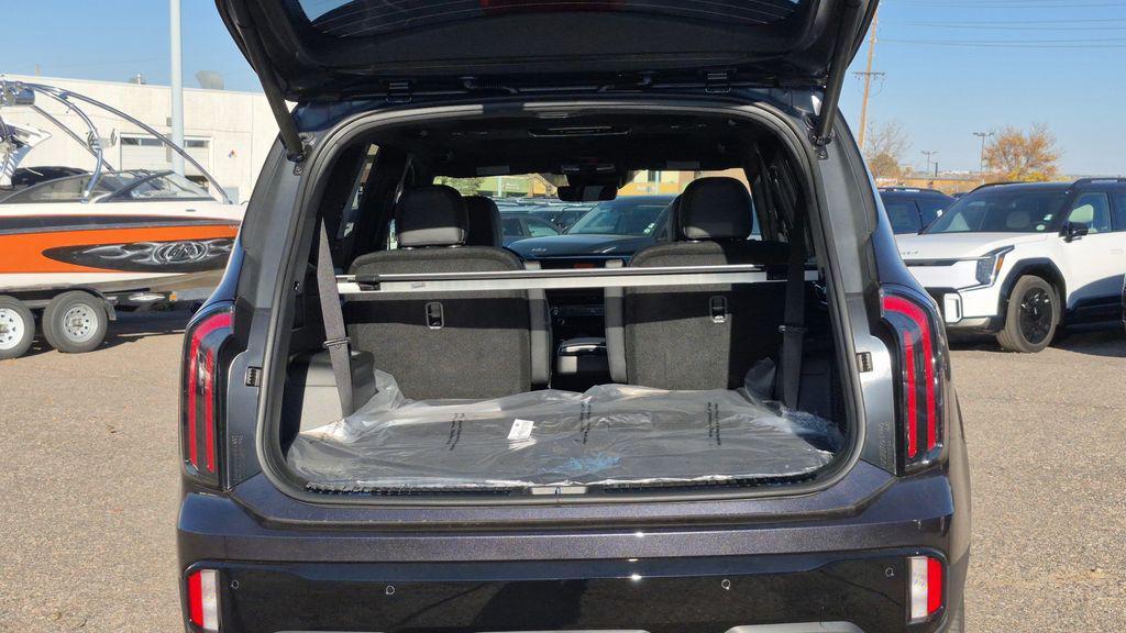new 2025 Kia Telluride car, priced at $47,740
