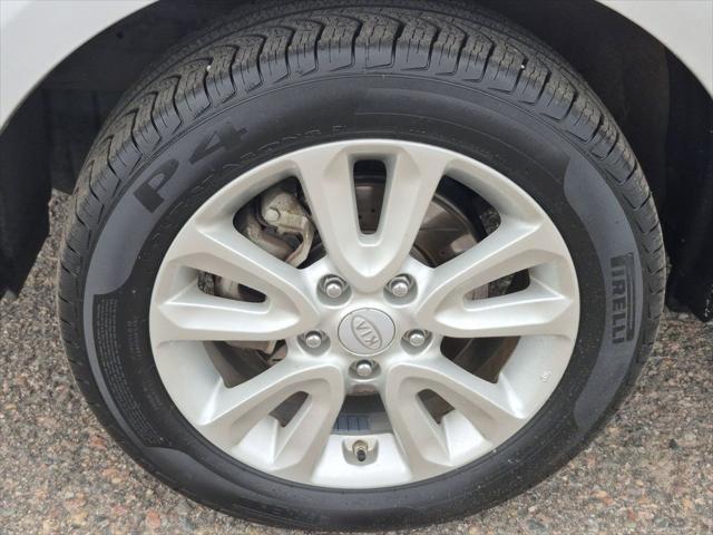 new 2026 Kia EV9 car, priced at $59,954