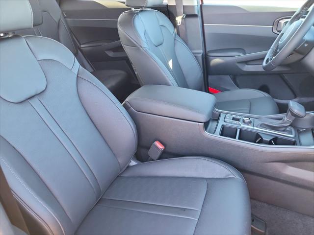 new 2025 Kia Sorento car, priced at $37,928