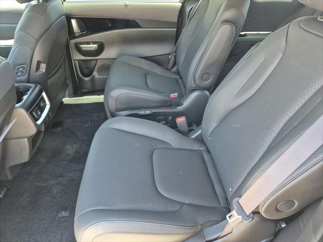 new 2026 Kia Carnival Hybrid car, priced at $55,819