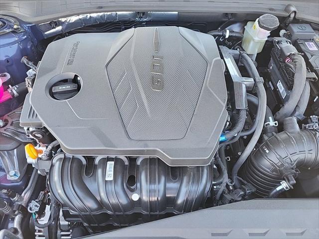 new 2025 Kia K5 car, priced at $30,753