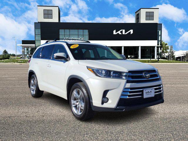 used 2018 Toyota Highlander car, priced at $22,687