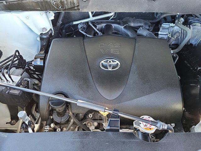 used 2018 Toyota Highlander car, priced at $22,687