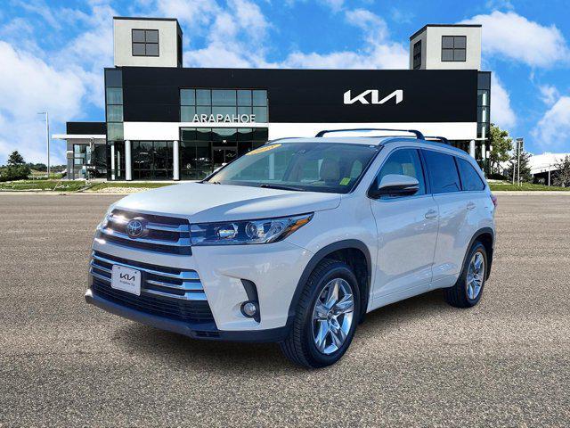 used 2018 Toyota Highlander car, priced at $22,687