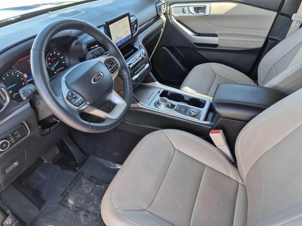 used 2024 Ford Explorer car, priced at $36,000