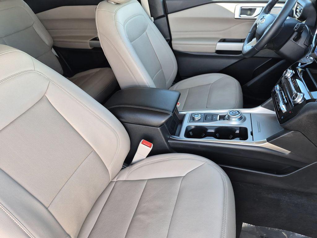used 2024 Ford Explorer car, priced at $36,000