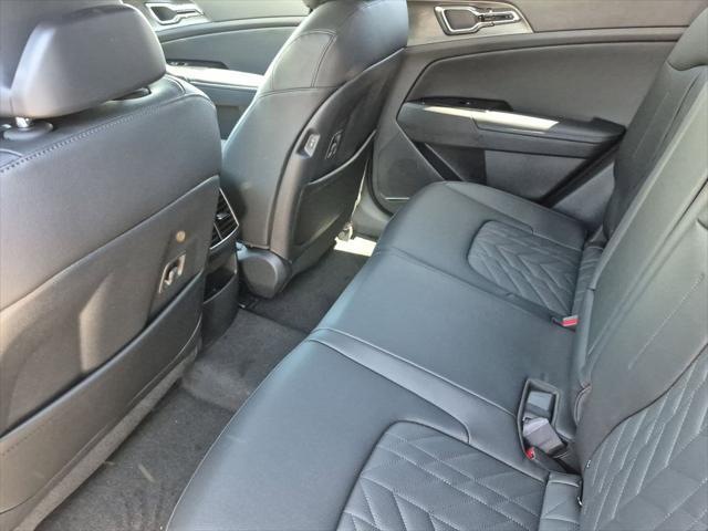 new 2025 Kia Sportage car, priced at $46,009