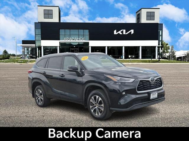 used 2021 Toyota Highlander car, priced at $29,000