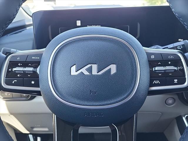 new 2025 Kia Carnival car, priced at $48,246