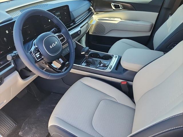 new 2025 Kia Carnival car, priced at $48,246