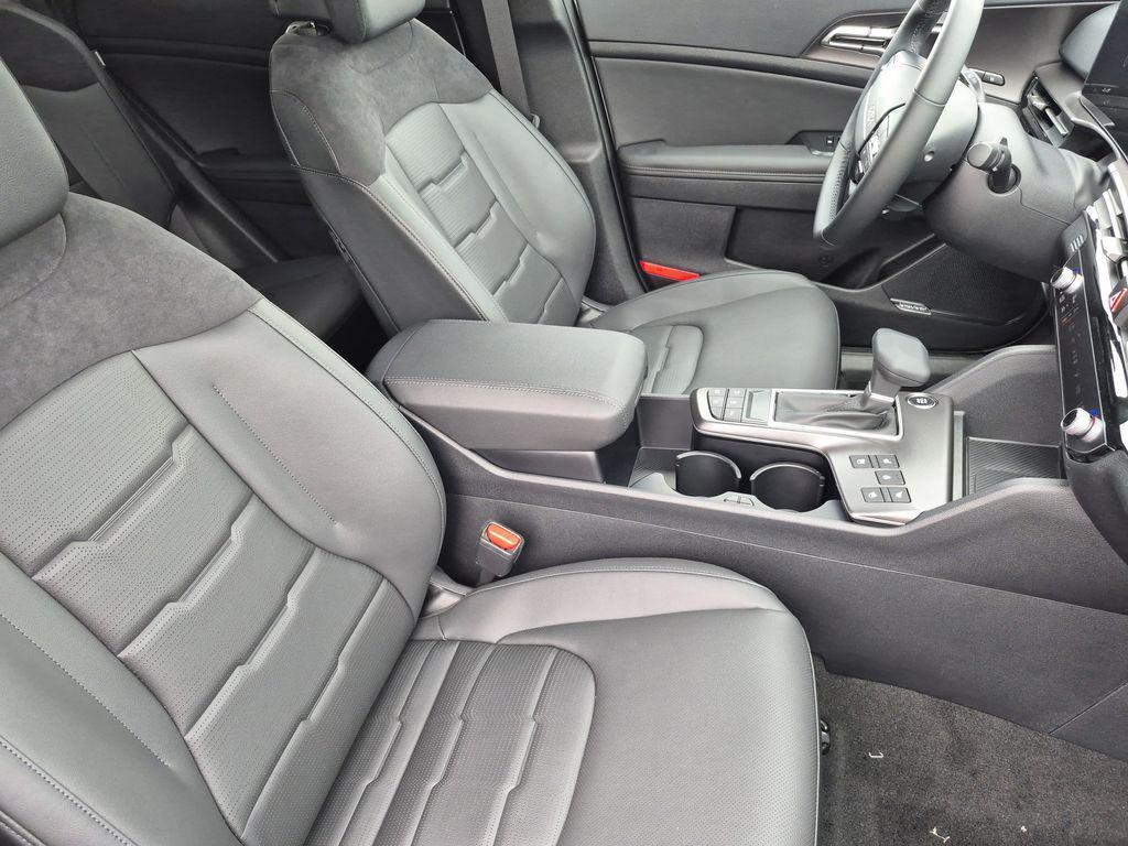 new 2026 Kia Sportage car, priced at $37,068